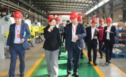 青島市委常委、組織部部長于玉一行到軟控考察調(diào)研